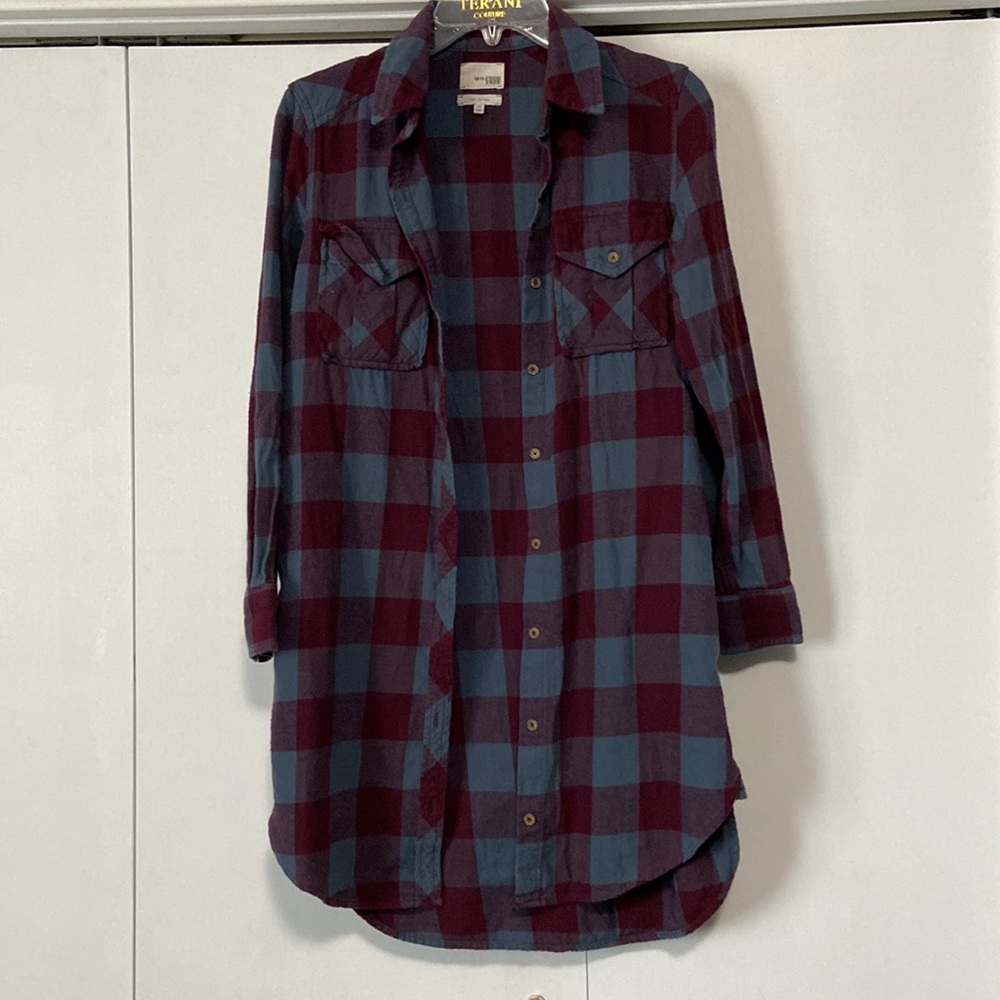 Aritzia Blue and Burgundy Plaid Tunic Shirt